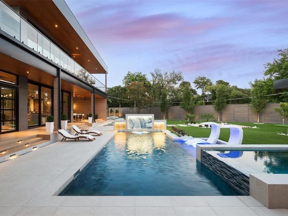 10846  Crooked Creek Court , Dallas Texas 75229