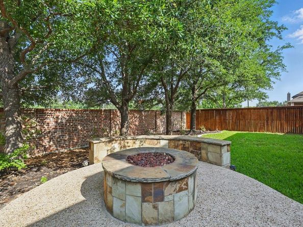 9352  Blanco Drive , Lantana Texas 76226