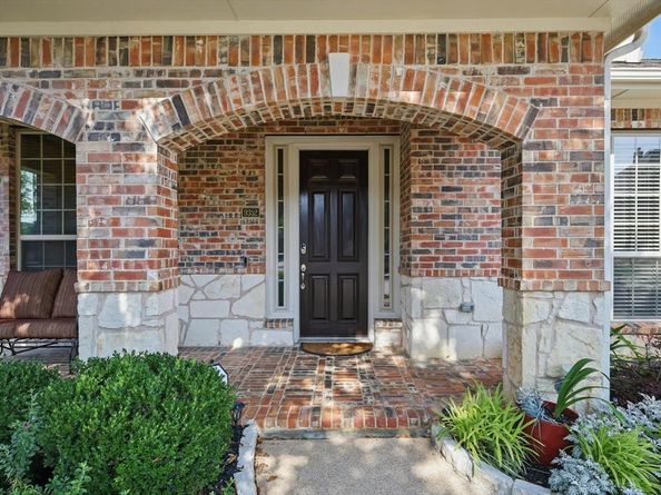 9352  Blanco Drive , Lantana Texas 76226