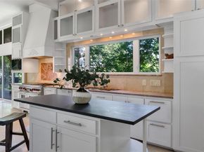 6181  Preston Creek Court , Dallas Texas 75240