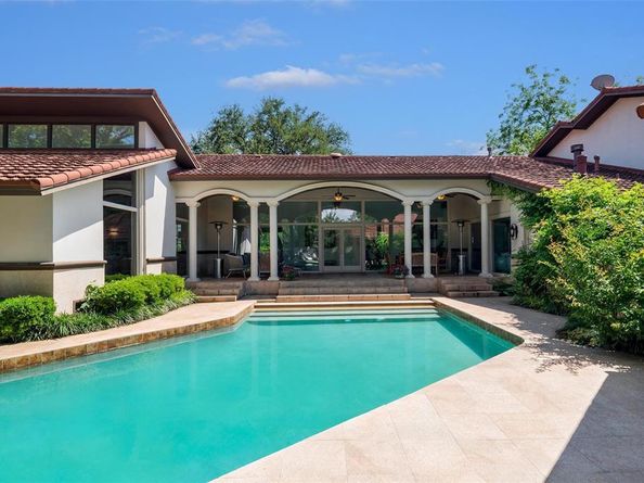 6181  Preston Creek Court , Dallas Texas 75240