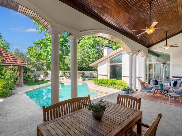6181  Preston Creek Court , Dallas Texas 75240