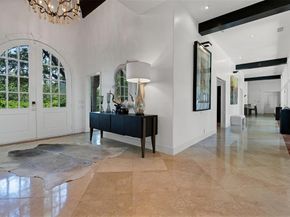 6181  Preston Creek Court , Dallas Texas 75240