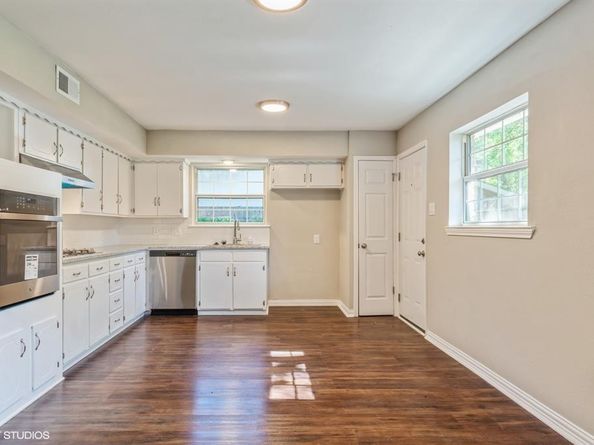 2421  Mercedes Road , Denton Texas 76205