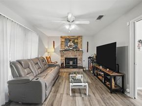 2701  Mims Street , Fort Worth Texas 76112