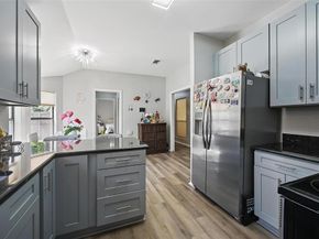 2701  Mims Street , Fort Worth Texas 76112