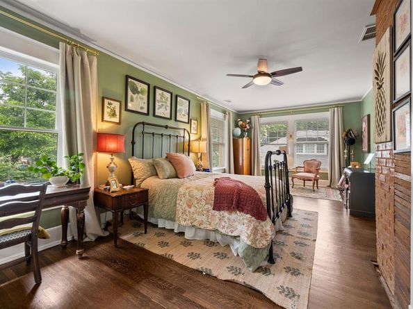 2307  5th Avenue , Fort Worth Texas 76110