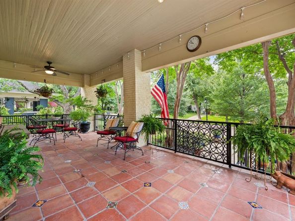 2307  5th Avenue , Fort Worth Texas 76110