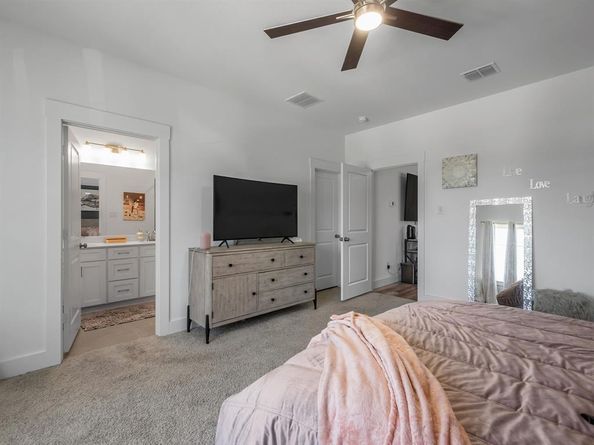 1409  Silver Marten Trail , Arlington Texas 76005