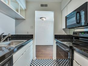 4211  Holland Avenue  206, Dallas Texas 75219