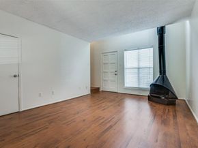 4211  Holland Avenue  206, Dallas Texas 75219