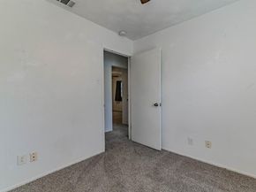 3213  Thames Street , Irving Texas 75062
