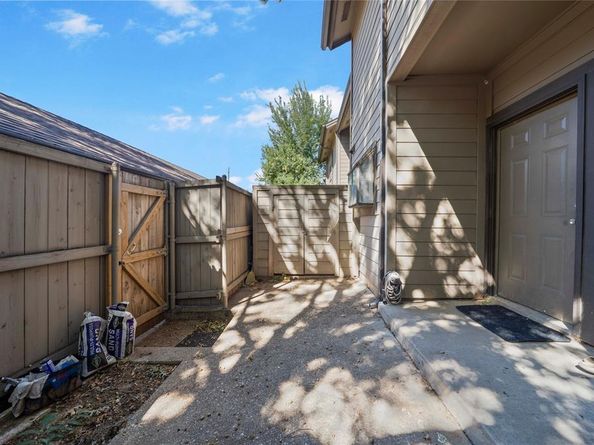 9910  Royal Lane  601, Dallas Texas 75231