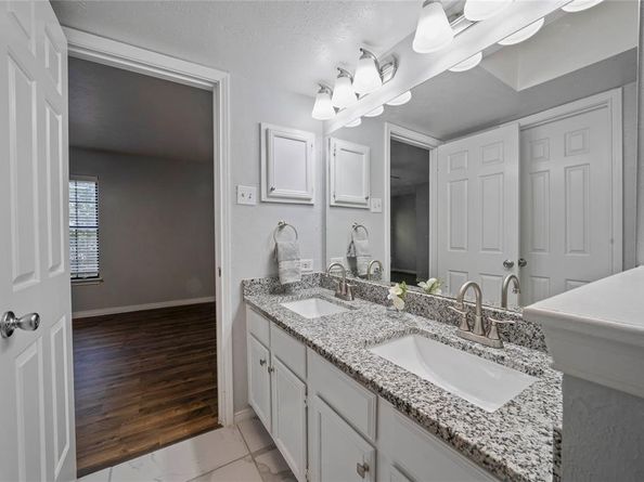 9910  Royal Lane  601, Dallas Texas 75231