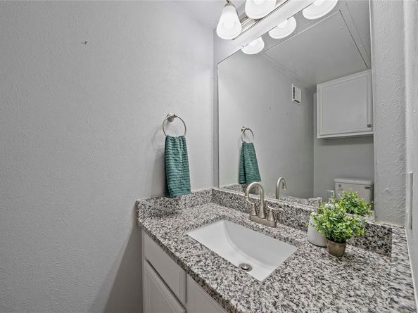 9910  Royal Lane  601, Dallas Texas 75231