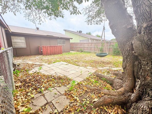 809  Roaming Road Drive , Allen Texas 75002