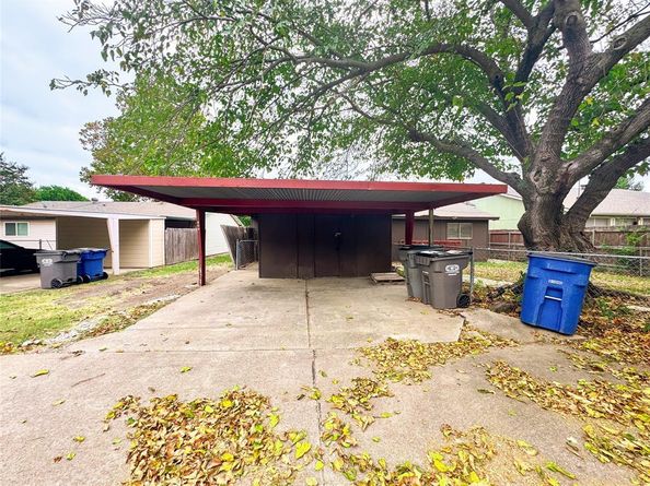 809  Roaming Road Drive , Allen Texas 75002