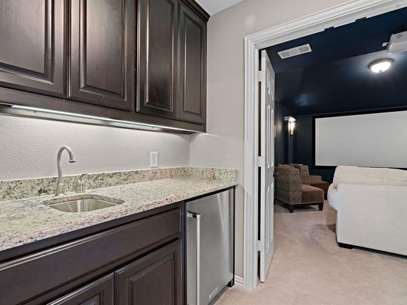 8416  Cholla Boulevard , Lantana Texas 76226