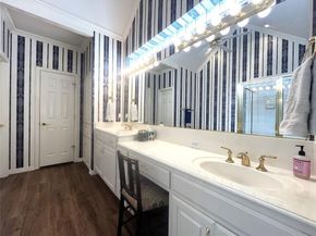 721  Village Green Drive , DeSoto Texas 75115