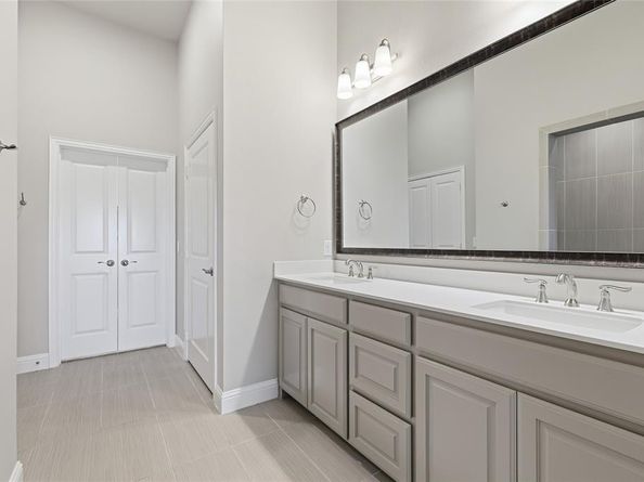 4301  Rose Garrison Lane , Arlington Texas 76005