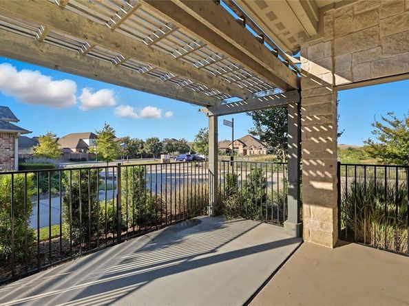 4301  Rose Garrison Lane , Arlington Texas 76005