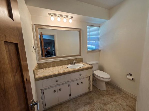 1019  Springbrook Drive , Plano Texas 75075