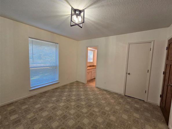 1019  Springbrook Drive , Plano Texas 75075