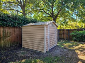 1019  Springbrook Drive , Plano Texas 75075