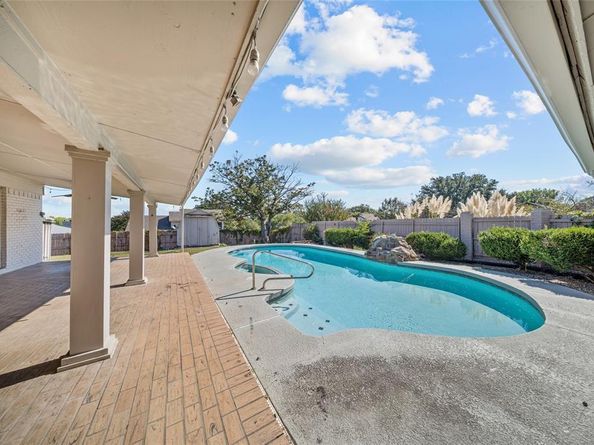 3617  18th Street , Plano Texas 75074