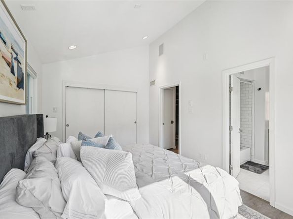 4102  Bowser Avenue  1, Dallas Texas 75219