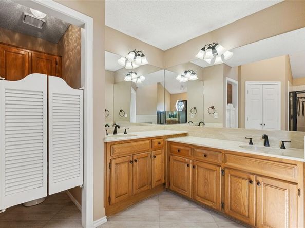 2521  Millcroft Cove , Carrollton Texas 75006