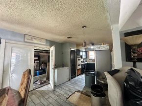 2612  Roberts Circle , Arlington Texas 76010