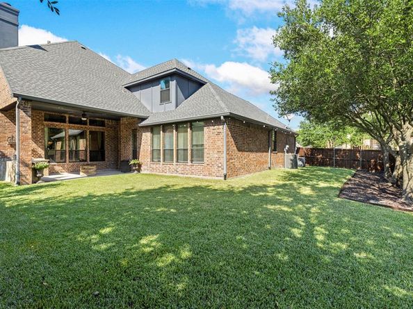 2101  Surrey Lane , McKinney Texas 75072