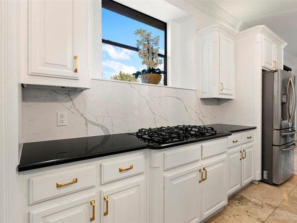 2101  Surrey Lane , McKinney Texas 75072