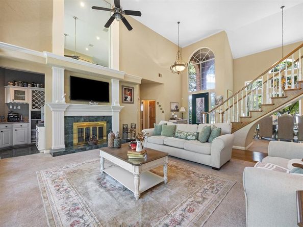 1813  Wood Dale Circle , Cedar Hill Texas 75104