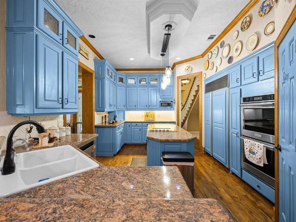 1813  Wood Dale Circle , Cedar Hill Texas 75104