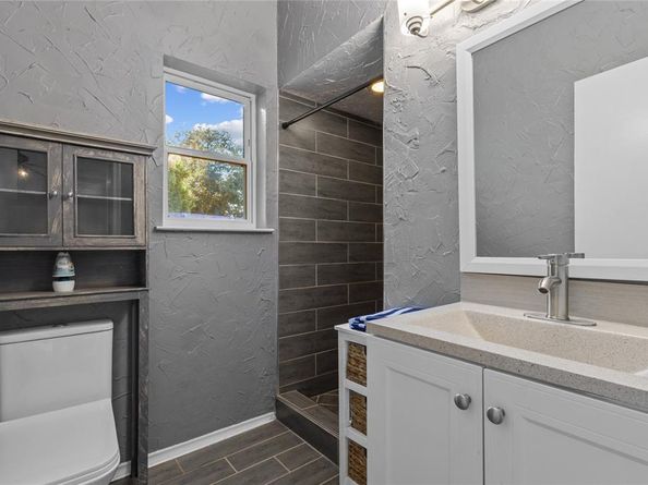 12218  Treeview Lane , Farmers Branch Texas 75234