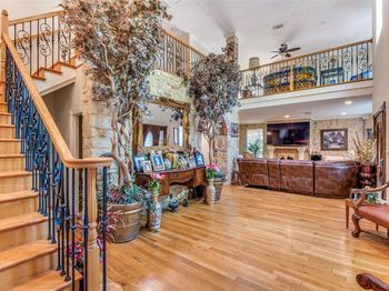 5402  Garland Avenue 