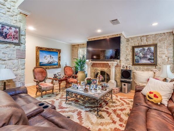 5402  Garland Avenue , Dallas Texas 75223