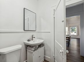 112 W 8th Street , Dallas Texas 75208