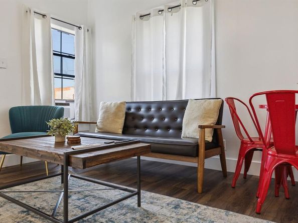 112 W 8th Street , Dallas Texas 75208