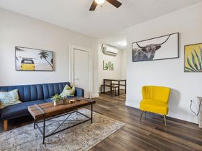 112 W 8th Street , Dallas Texas 75208