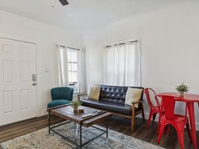 112 W 8th Street , Dallas Texas 75208