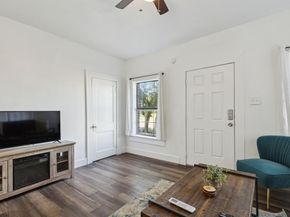 112 W 8th Street , Dallas Texas 75208