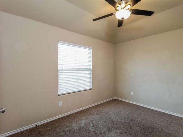 1113  Forest Glen Drive , Azle Texas 76020