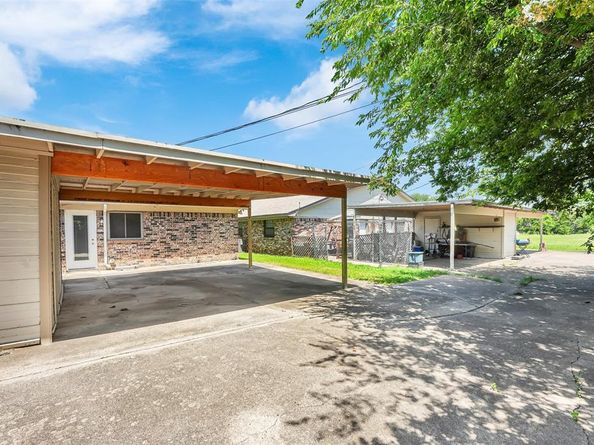 405a S Las Vegas Trail , White Settlement Texas 76108