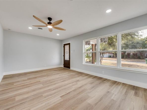 5017  Sabelle Lane , Haltom City Texas 76117