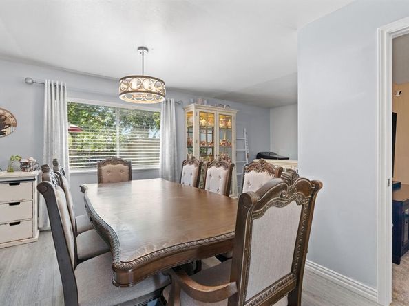 960  Ashwood Drive , Lewisville Texas 75067