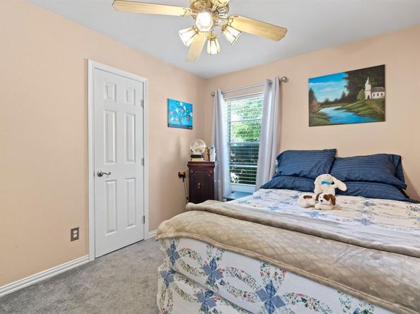 960  Ashwood Drive , Lewisville Texas 75067