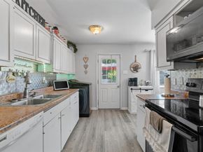 960  Ashwood Drive , Lewisville Texas 75067